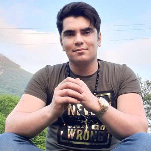 دانلود اهنگ دلبر تی چهره غمگین مره بکوشته با صدای بچه 1 Javad Nekaei